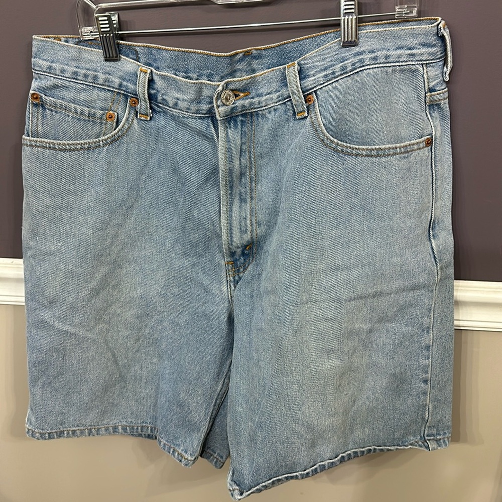 Levi Strauss & Co Denim Men’s Short. Size W36